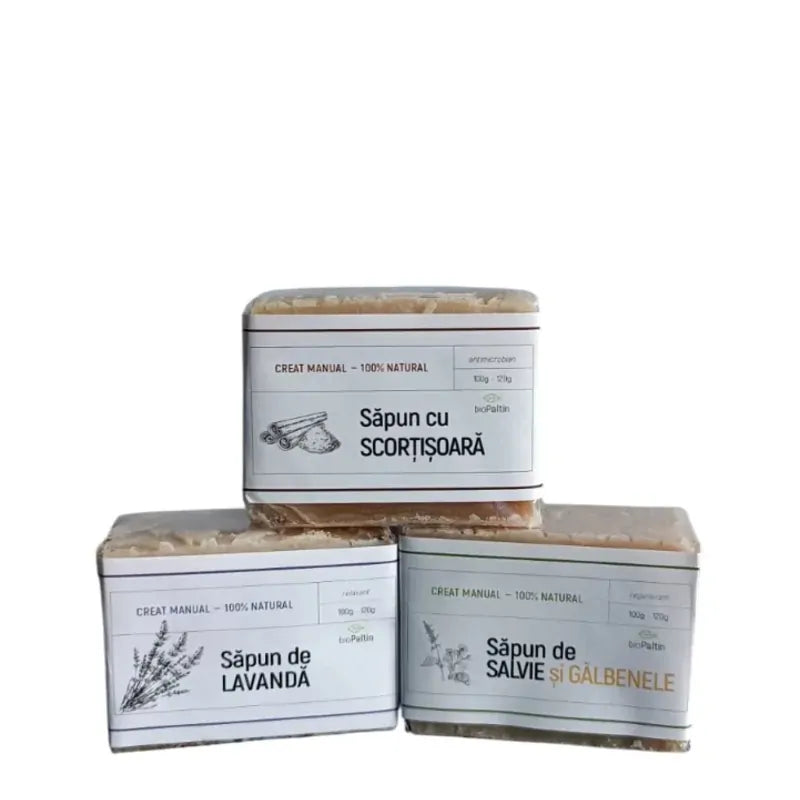 Pachet de 3 săpunuri naturale de la Mănăstire Paltin Petru Vodă: lavandă, salvie cu gălbenele și scorțișoară, 100% natural, fără chimicale.