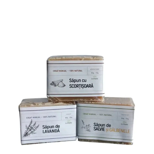 Pachet de 3 săpunuri naturale de la Mănăstire Paltin Petru Vodă: lavandă, salvie cu gălbenele și scorțișoară, 100% natural, fără chimicale.